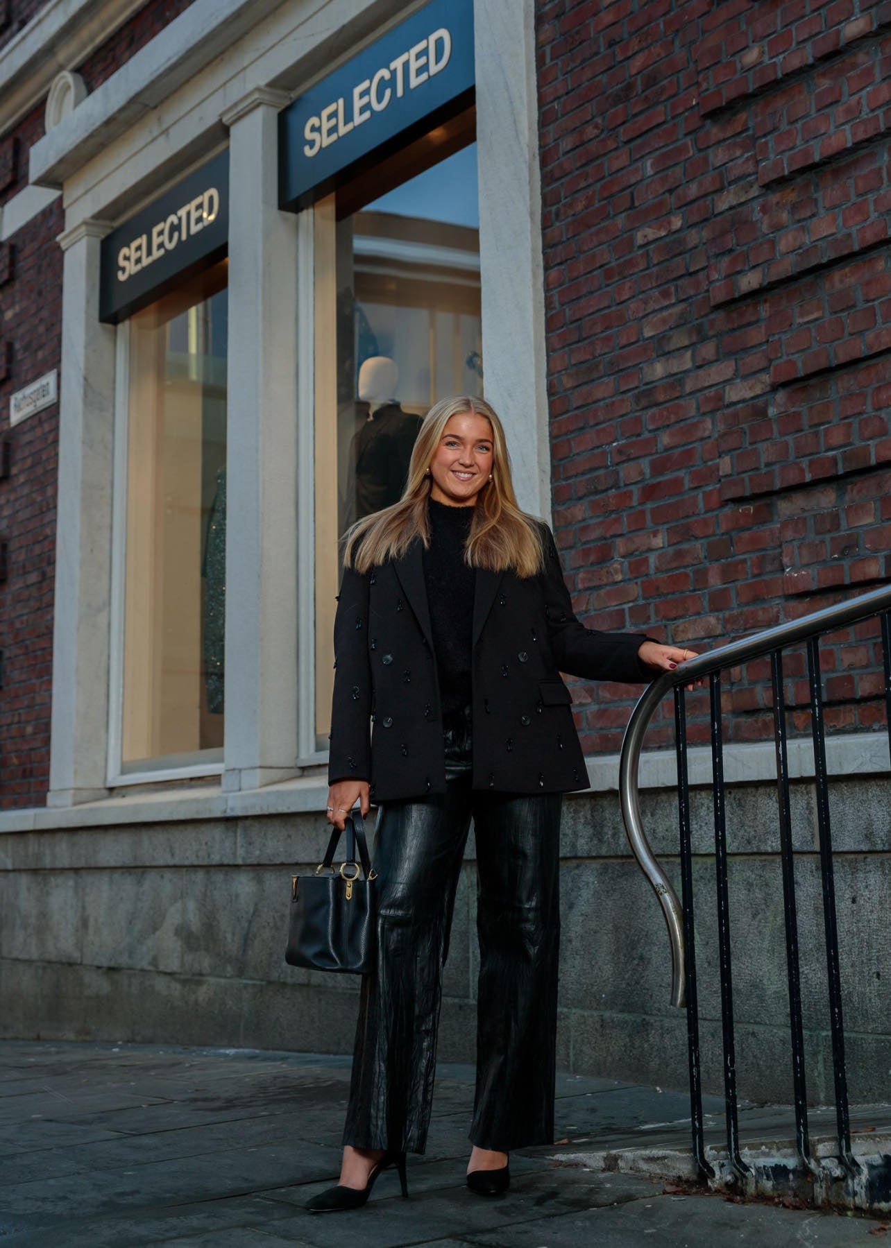 Gabella Strikket Genser - Sort/ Black